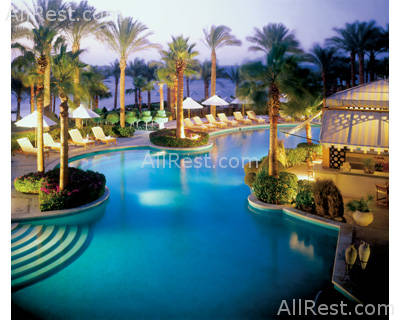 Four Seasons Resort 11